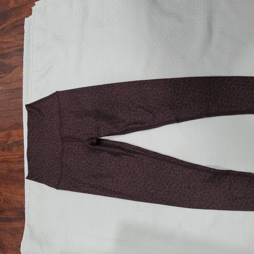 Beyond yoga Brown High-Rise crop ankle Leggings with Stretchy Fit - Picture 6 of 9